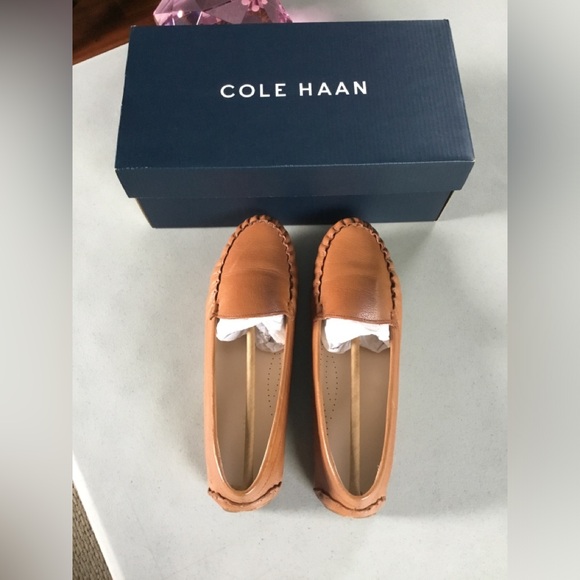 Cole Haan Shoes - COLE HAAN WOMEN EVELYN DRIVER PECAN LEATHER FLATS TRUE SIZE 9.5 B W/BIX